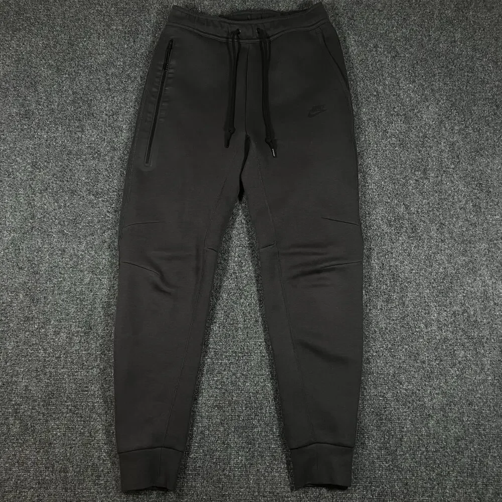 Nike Tech Fleece Jogger Pants Men's Small Gray Slim Fit Tapered Gym FQ1884-060